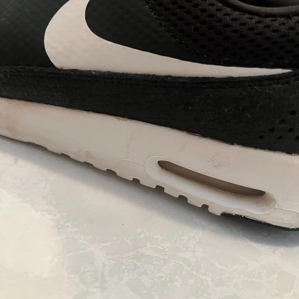 Nike Air Max Thea Running Shoes - Picture 4 of 8